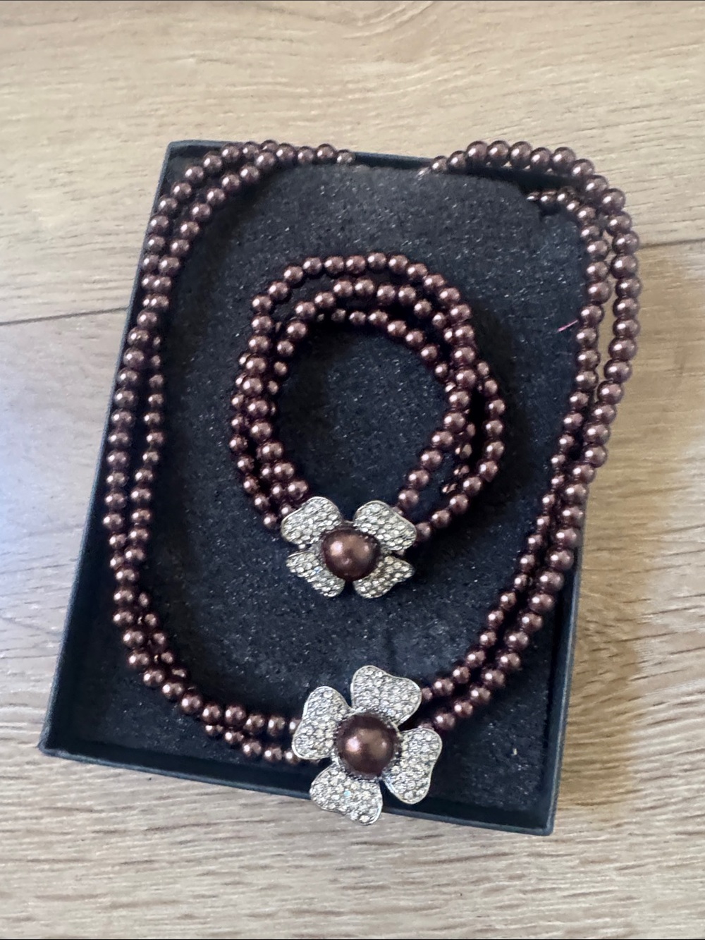 Brown Pearl Bead Necklace and Bracelet Set with Crystal Flower from Europe